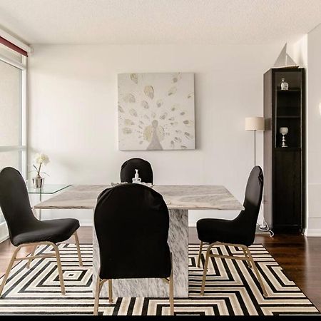 Appartement Downtown Toronto+Free Parking+Cn Tower View Extérieur photo